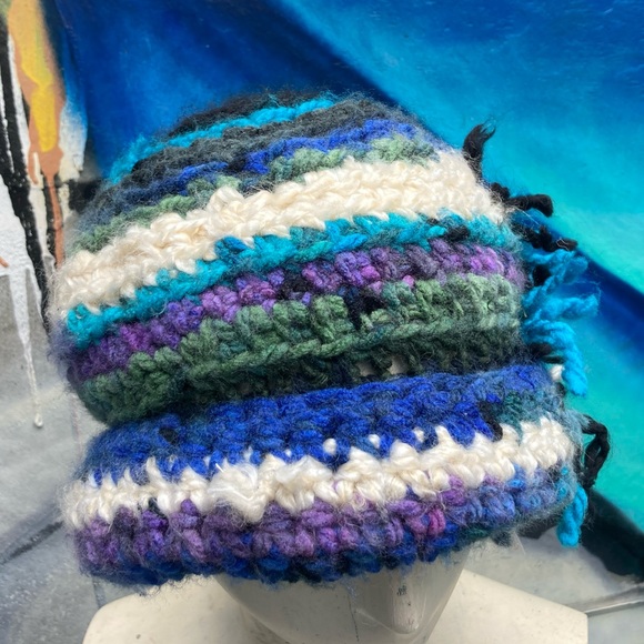 Hand Crocheted Beanie Hat-Great Gift - Picture 5 of 12